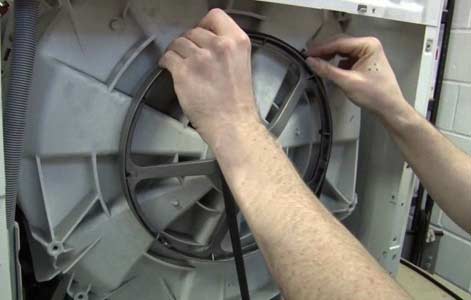 Thay dây curoa máy giặt Electrolux