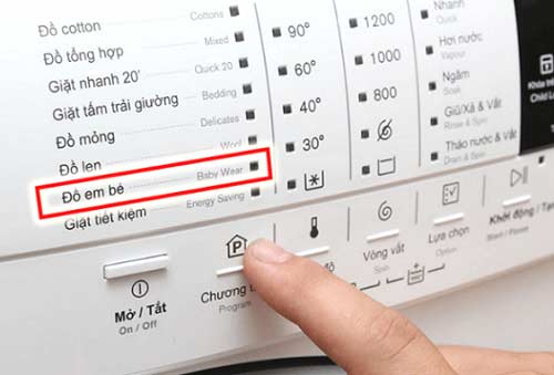 giặt quần áo em bé với máy giặt Electrolux
