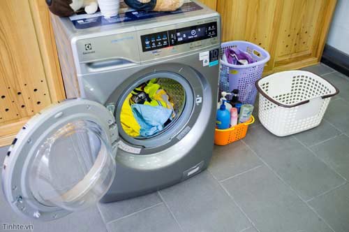 máy giặt Electrolux
