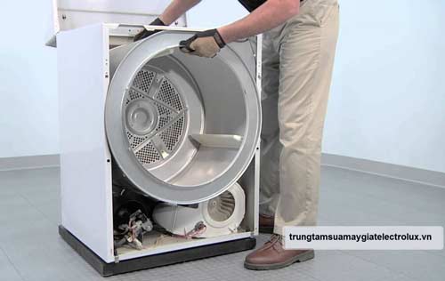 sửa chữa máy giặt Electrolux
