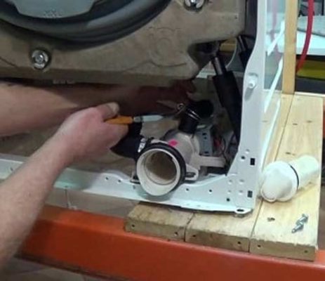 sửa máy giặt Electrolux