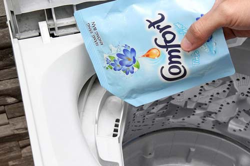 sử dụng nước xả vải cho máy giặt Electrolux