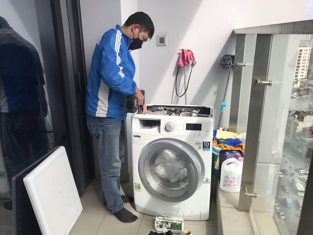 thợ sửa máy giặt electrolux inverter